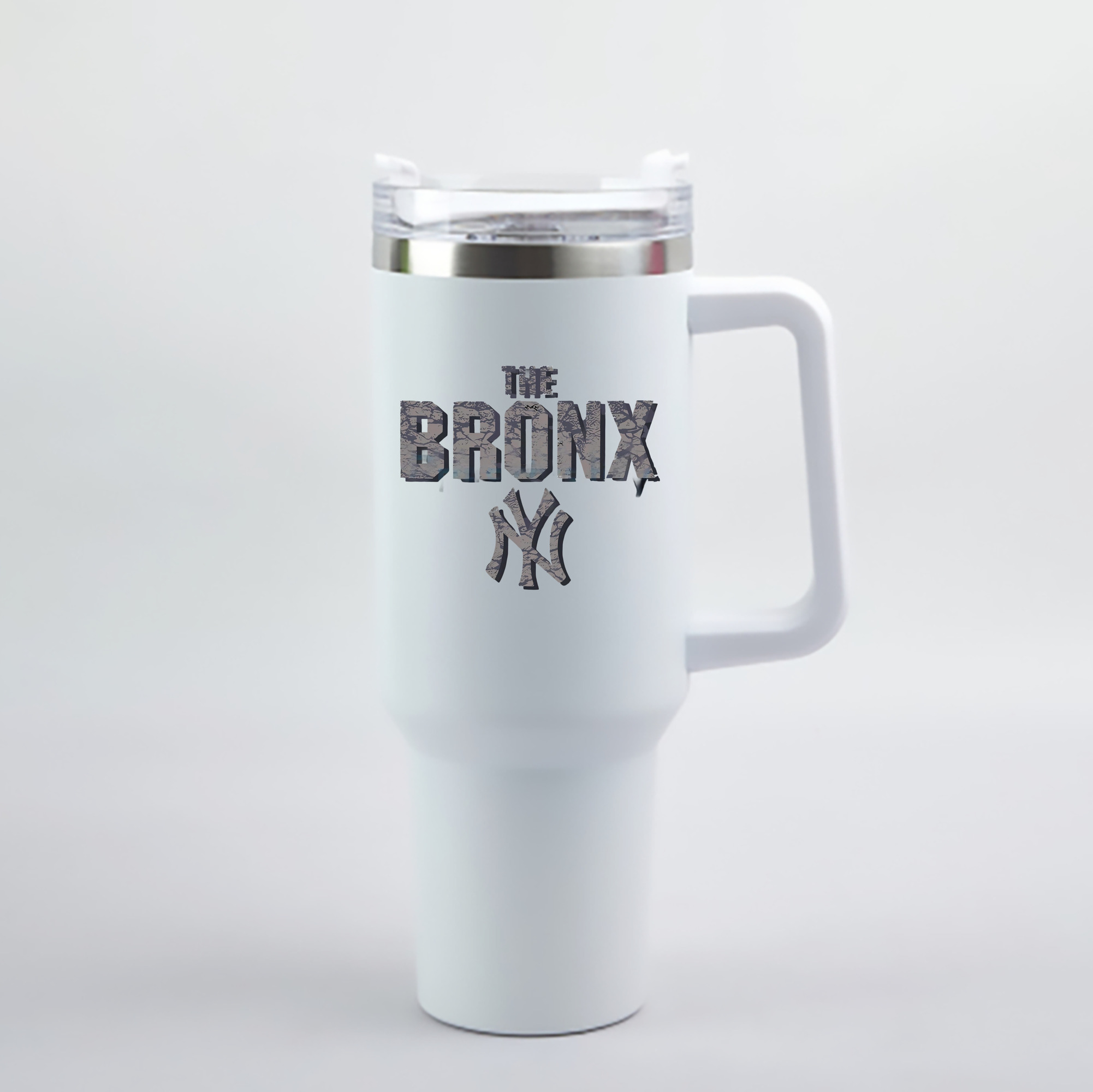 New York Yankees The Bronx 40oz Handle Car Cup With Crystal Sticker Design – Durable Stainless Steel Travel Mug With Reusable Straw – Double Wall Insulated
