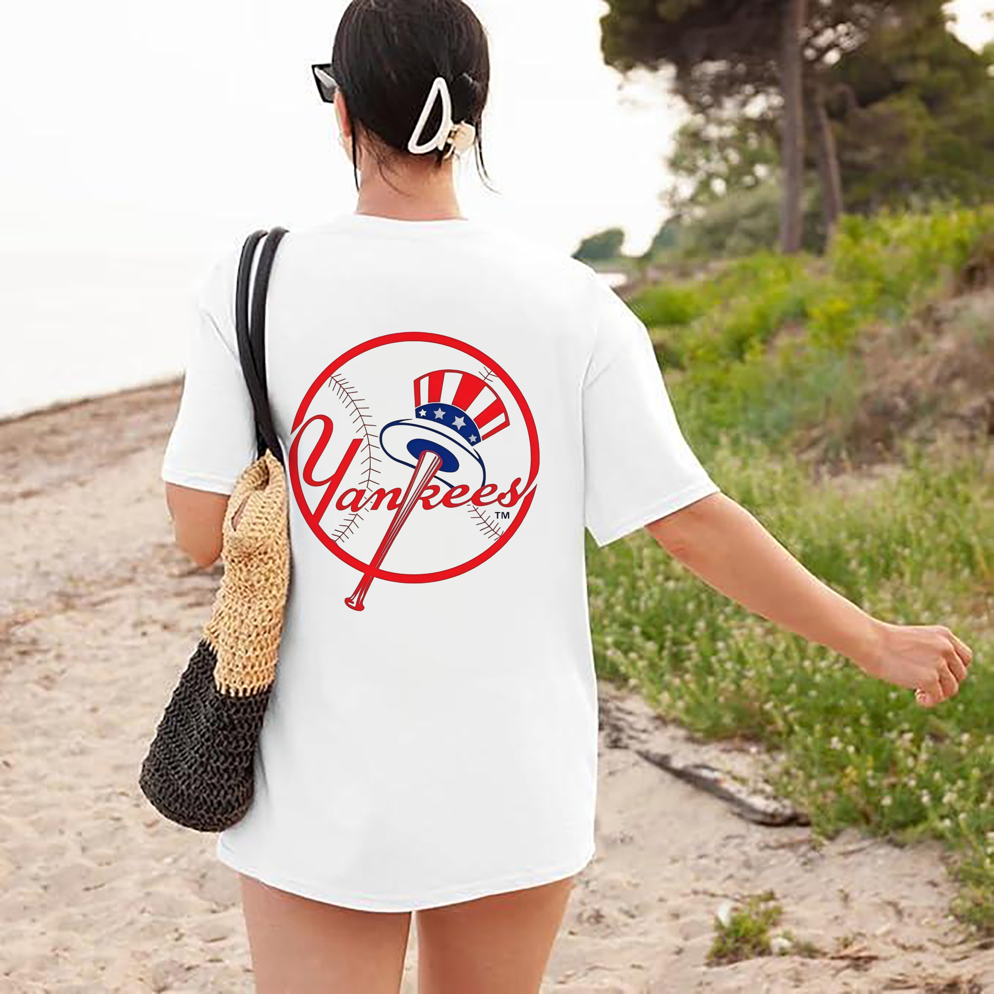 New York Yankees Logo 180g Combed Cotton T-Shirt With Back Heat Transfer Print – Soft, Lightweight, Fitted Design – Stylish Casual Wear For Sports & Everyday Use