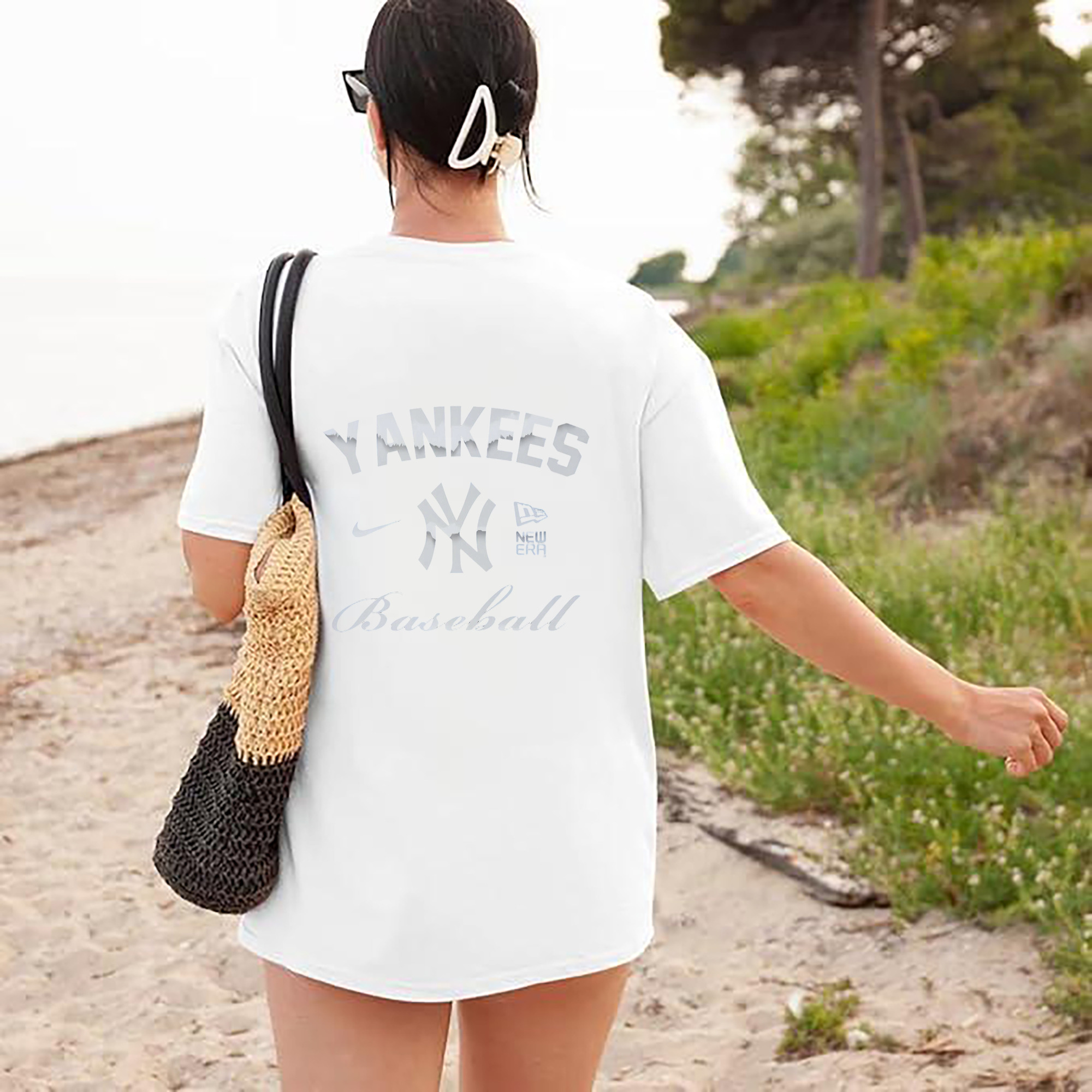 New York Yankees BaseBall 180g Combed Cotton T-Shirt With Back Heat Transfer Print – Soft, Lightweight, Fitted Design – Stylish Casual Wear For Sports & Everyday Use