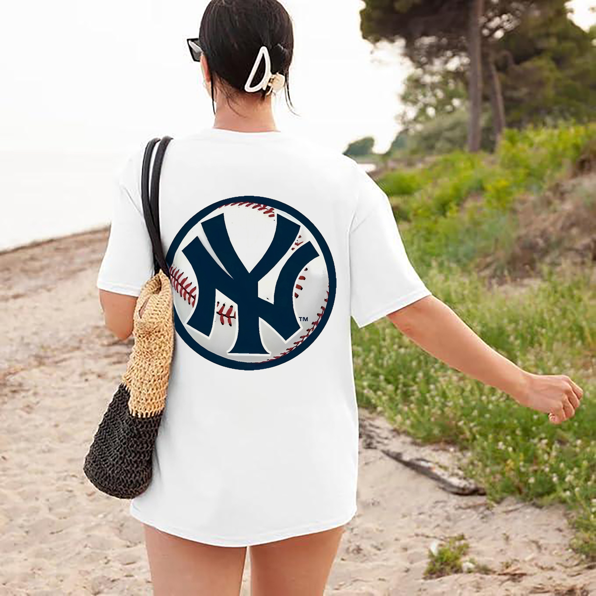 New York Yankees Baseball 180g Combed Cotton T-Shirt With Back Heat Transfer Print – Soft, Lightweight, Fitted Design – Stylish Casual Wear For Sports & Everyday Use
