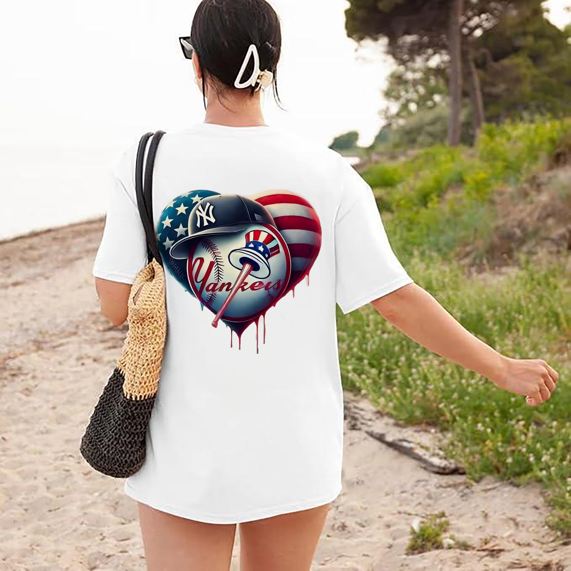 New York Yankees Heart 180g Combed Cotton T-Shirt With Back Heat Transfer Print – Soft, Lightweight, Fitted Design – Stylish Casual Wear For Sports & Everyday Use