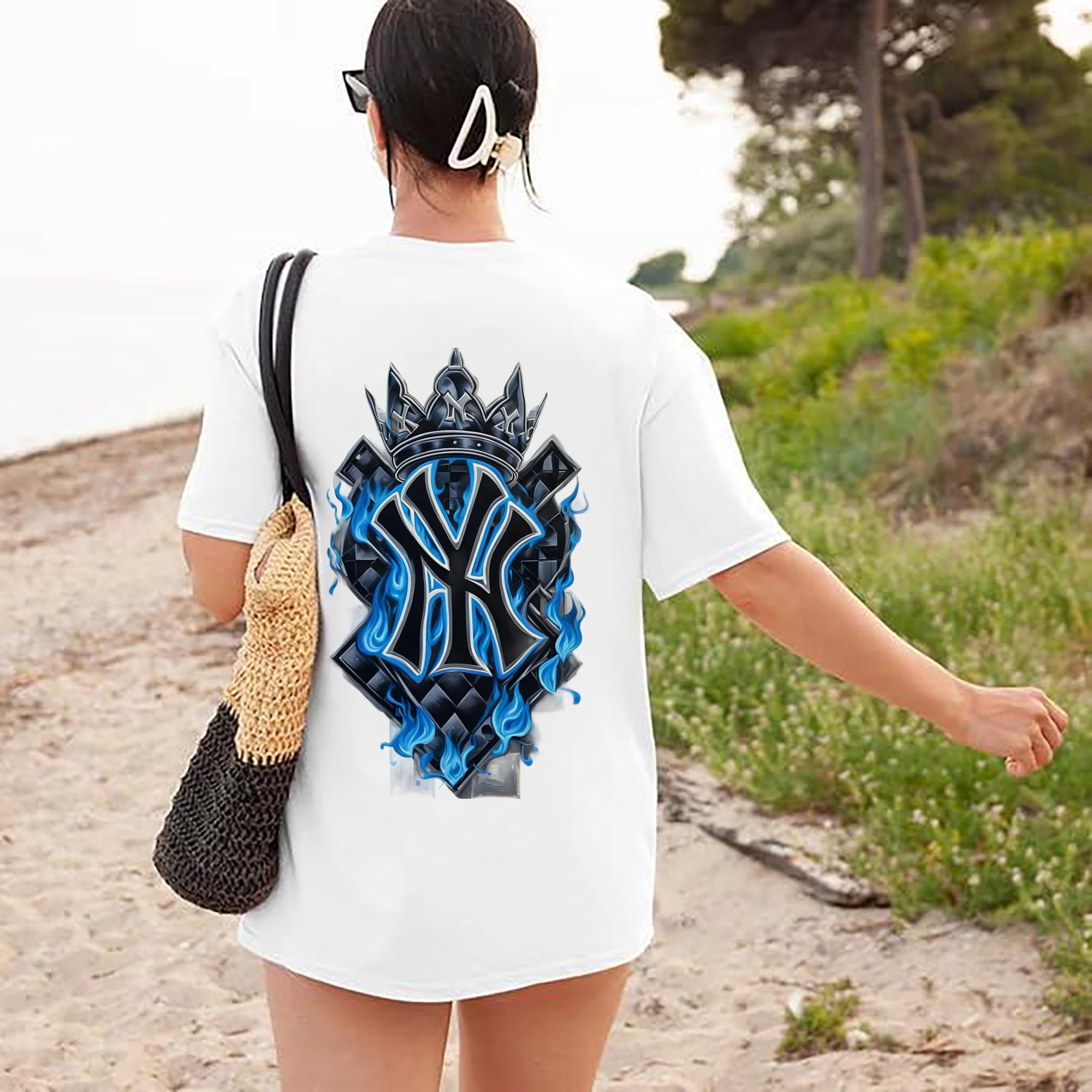 New York Yankees 285 180g Combed Cotton T-Shirt With Back Heat Transfer Print – Soft, Lightweight, Fitted Design – Stylish Casual Wear For Sports & Everyday Use