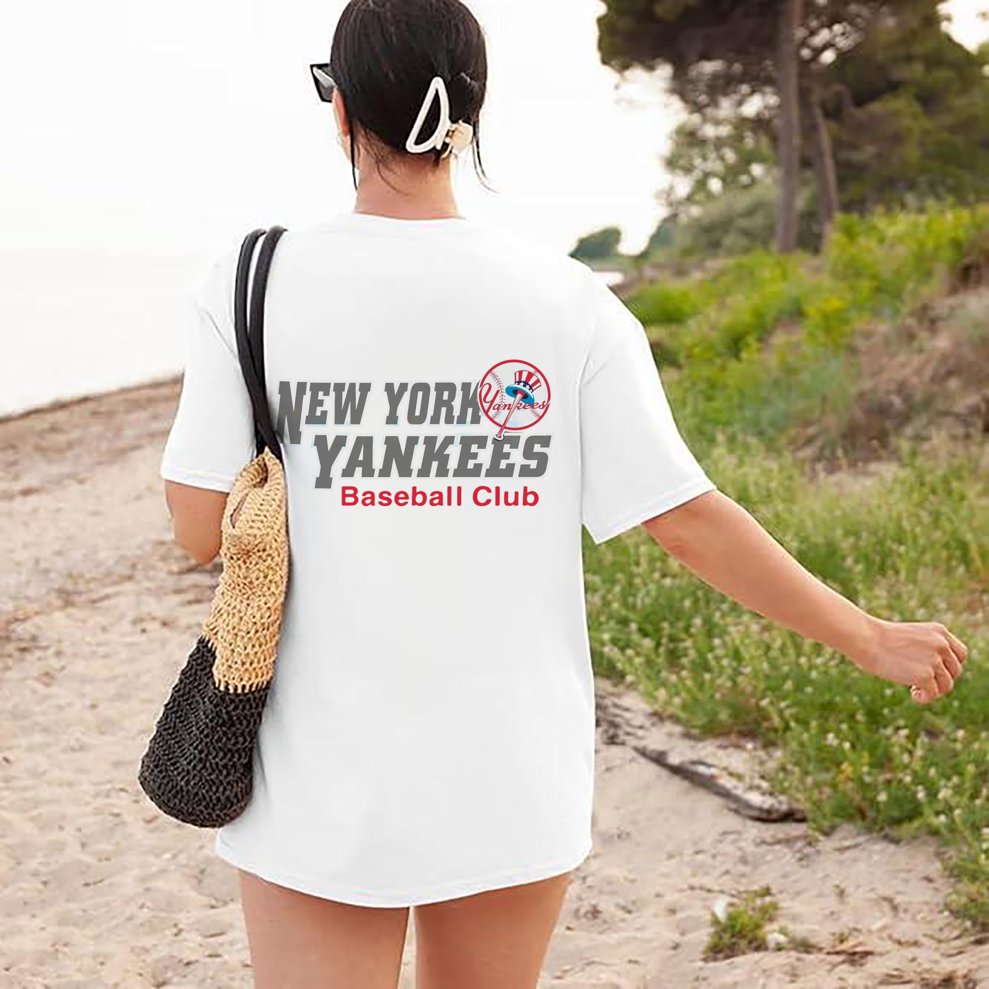 New York Yankees Baseball Club 180g Combed Cotton T-Shirt With Back Heat Transfer Print – Soft, Lightweight, Fitted Design – Stylish Casual Wear For Sports & Everyday Use