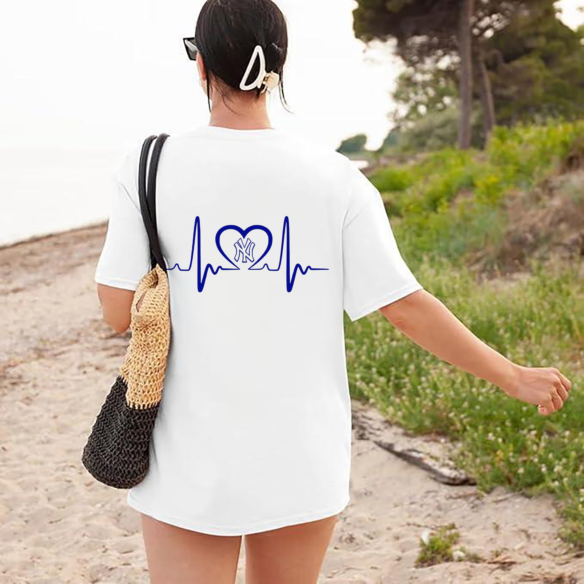 New York Yankees EKG Heart Line 180g Combed Cotton T-Shirt With Back Heat Transfer Print – Soft, Lightweight, Fitted Design – Stylish Casual Wear For Sports & Everyday Use