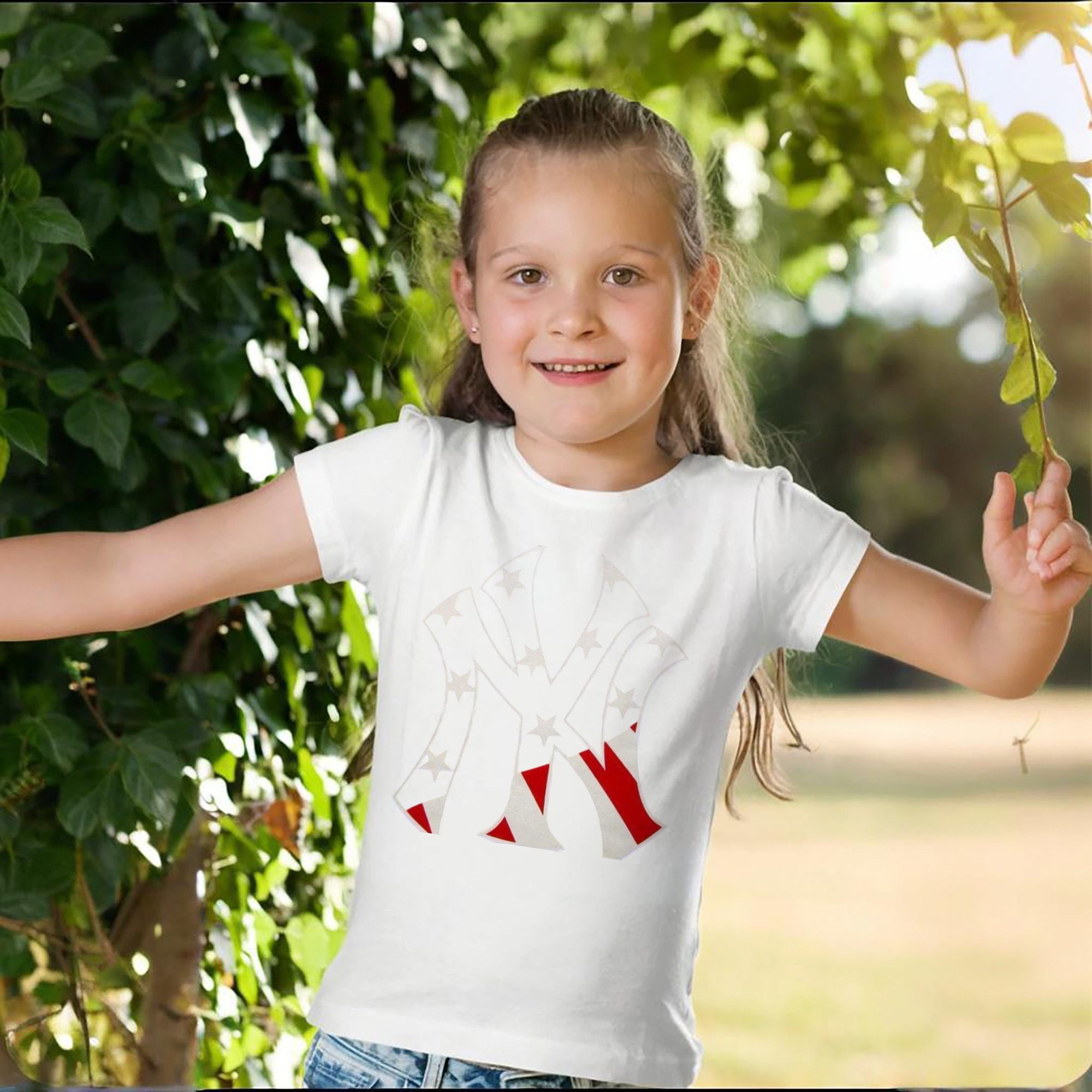 New York Yankees Logo USA Combed Cotton Kids T-Shirt 180g With Front Heat Transfer Print – Soft, Lightweight, Side-Seamed Design – Stylish And Comfortable Casual Wear For Everyday Activities