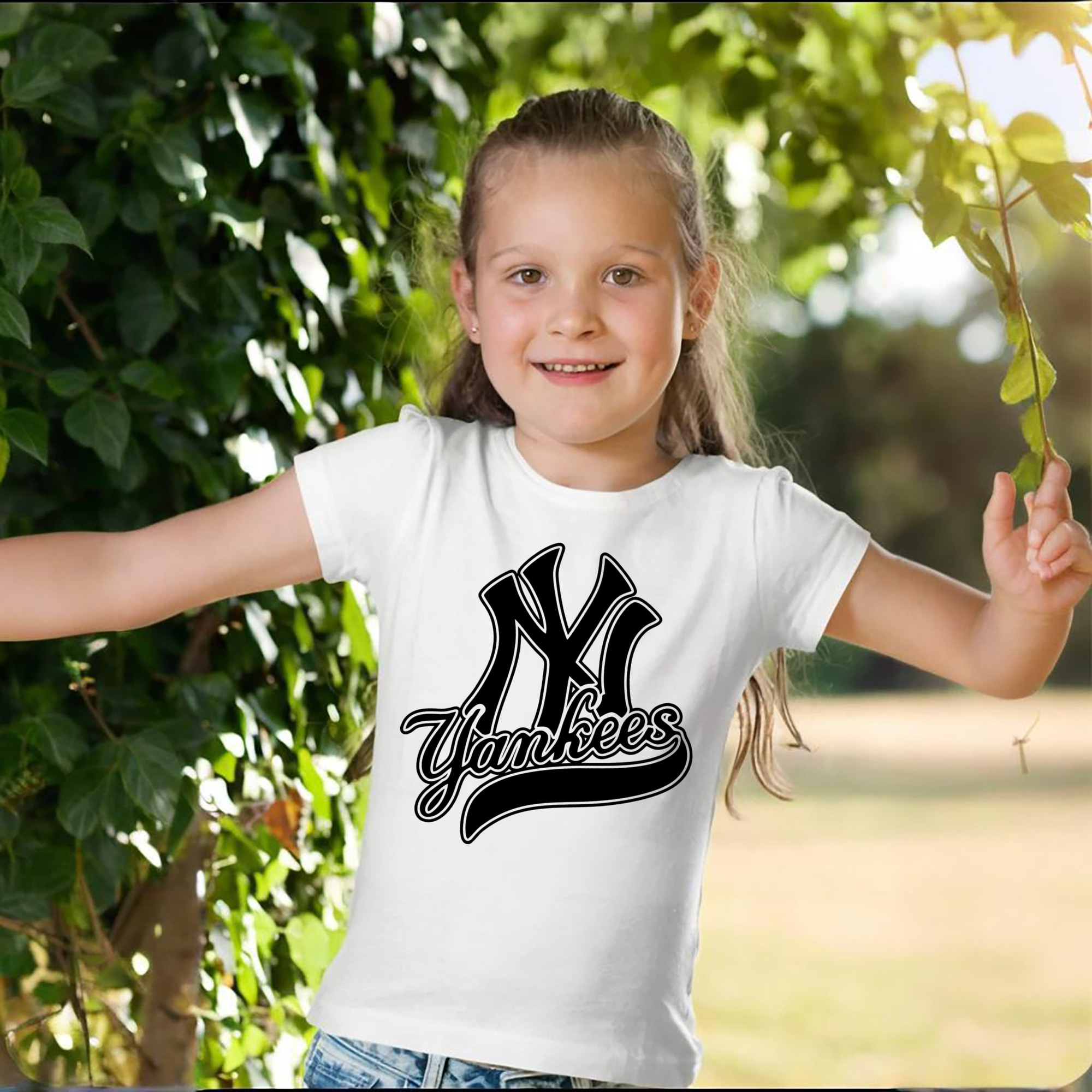 New York Yankees Black Logo Combed Cotton Kids T-Shirt 180g With Front Heat Transfer Print – Soft, Lightweight, Side-Seamed Design – Stylish And Comfortable Casual Wear For Everyday Activities