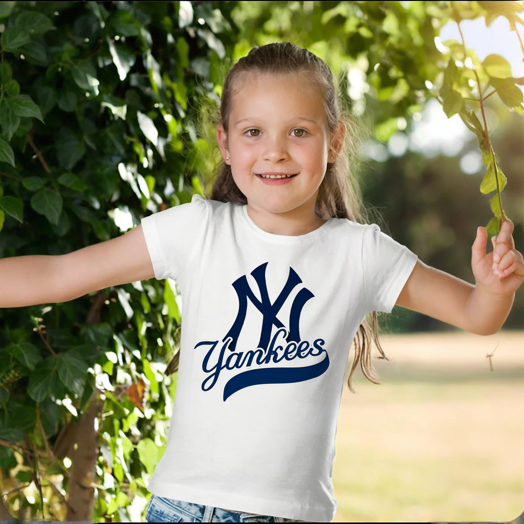New York Yankees Blue Logo Combed Cotton Kids T-Shirt 180g With Front Heat Transfer Print – Soft, Lightweight, Side-Seamed Design – Stylish And Comfortable Casual Wear For Everyday Activities