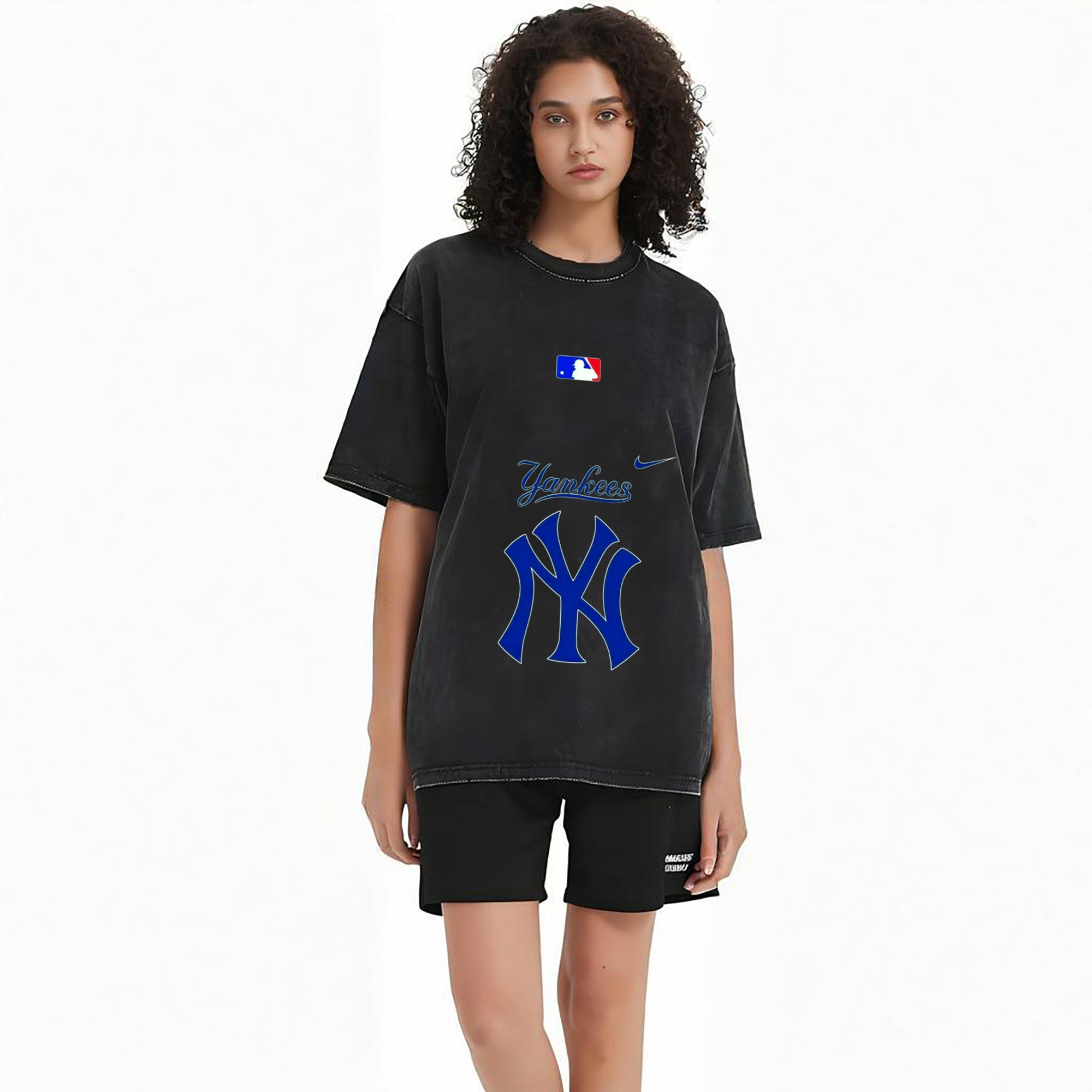 New York Yankees Blue Logo Washed Vintage Look 230g Cotton Oversized T-Shirt With Front Heat Transfer Print – Soft, Lightweight, Stylish Fit – Comfortable Casual Wear For Sports & Everyday Use