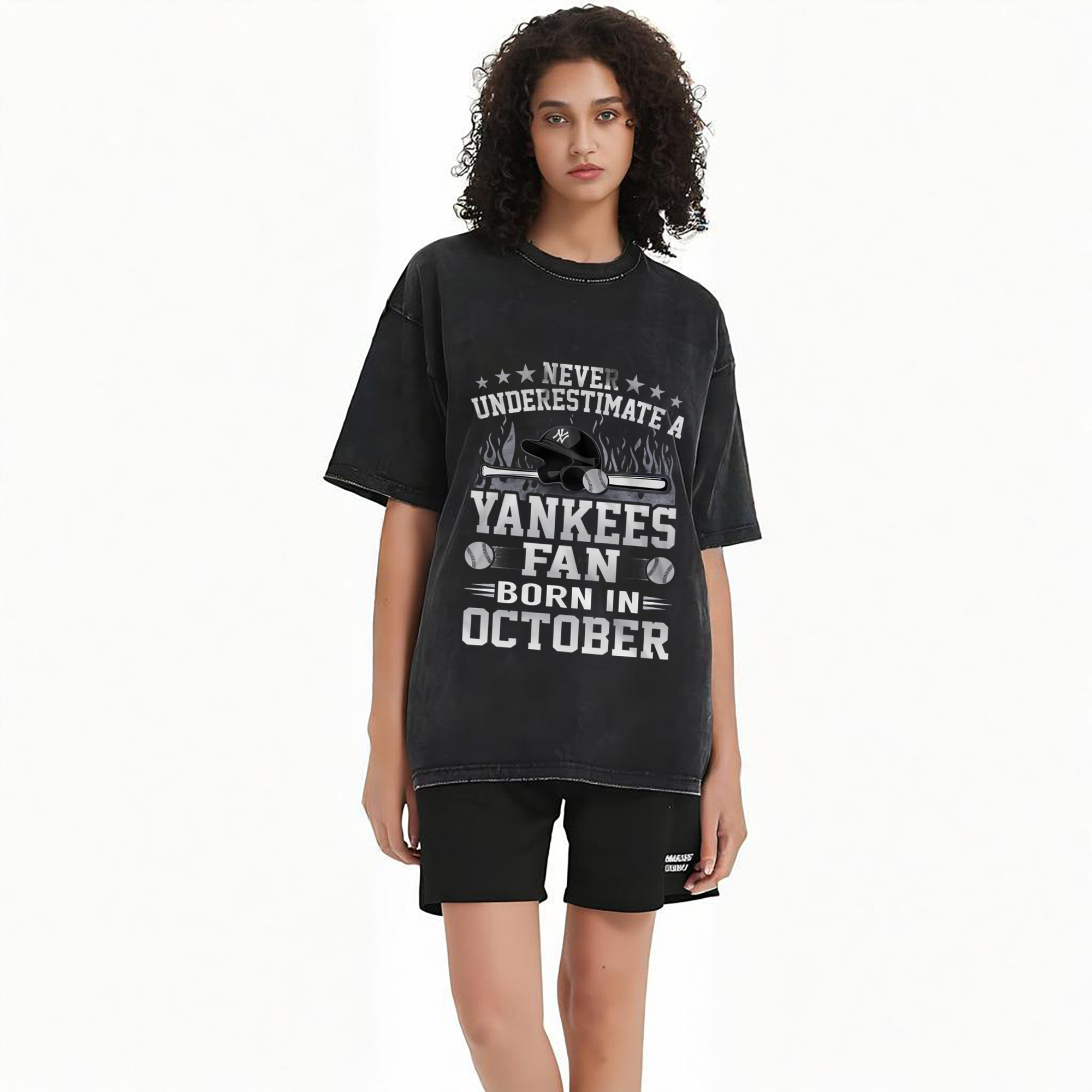 New York Yankees Never Underestimate A Yankees Fan Born in October Washed Vintage Look 230g Cotton Oversized T-Shirt With Front Heat Transfer Print – Soft, Lightweight, Stylish Fit – Comfortable Casual Wear For Sports & Everyday Use