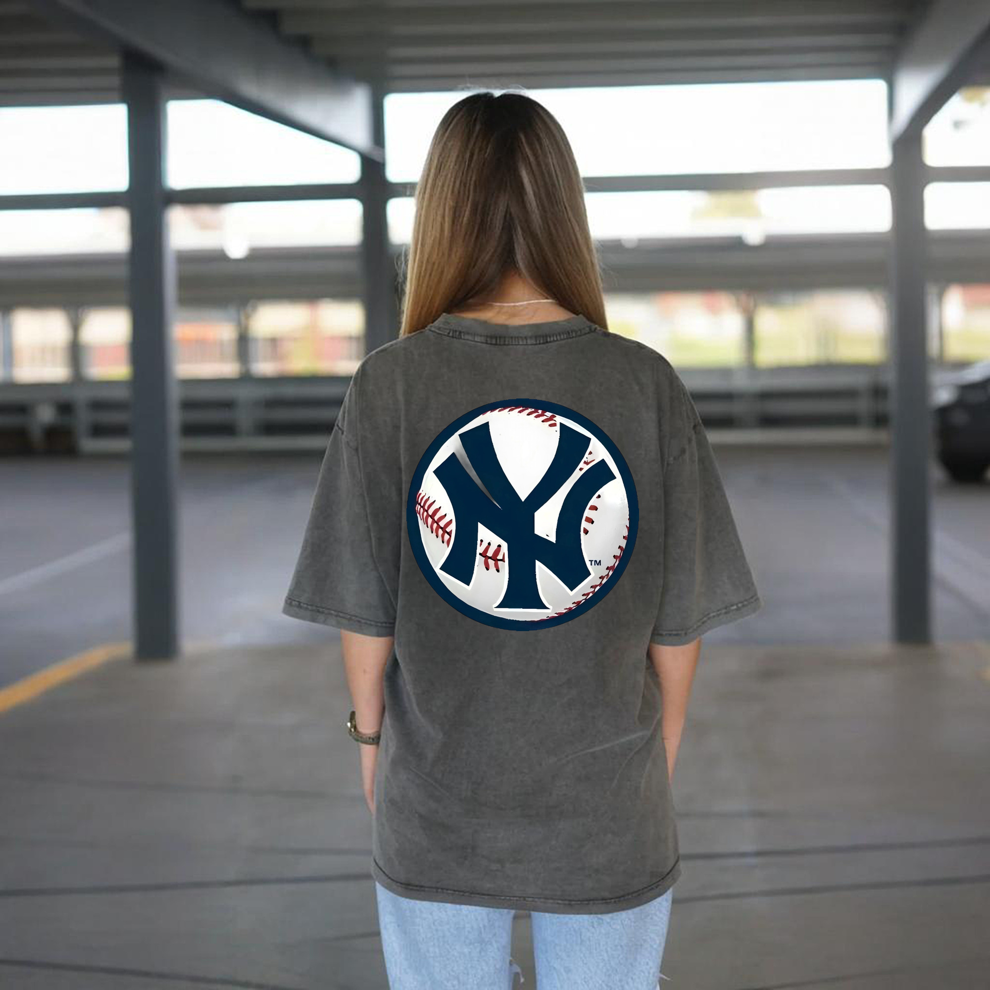 New York Yankees Baseball Washed Vintage 230g Cotton Oversized T-Shirt With Back Heat Transfer Print – Soft, Lightweight & Stylish – Comfortable Casual Wear For Sports & Everyday Use