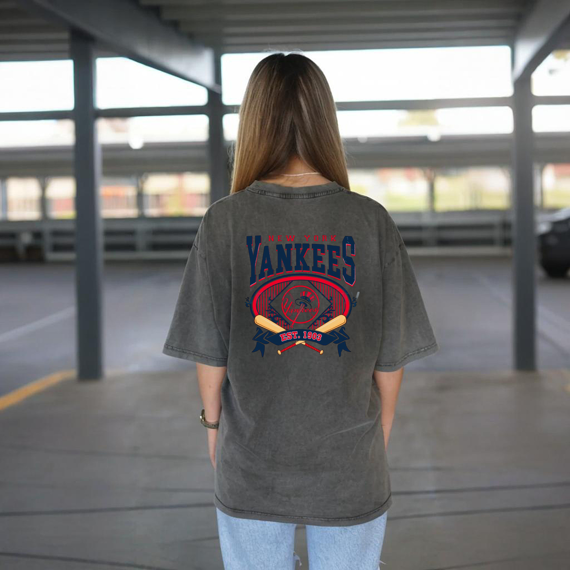 New York Yankees Vintage Est.1903 Washed Vintage 230g Cotton Oversized T-Shirt With Back Heat Transfer Print – Soft, Lightweight & Stylish – Comfortable Casual Wear For Sports & Everyday Use