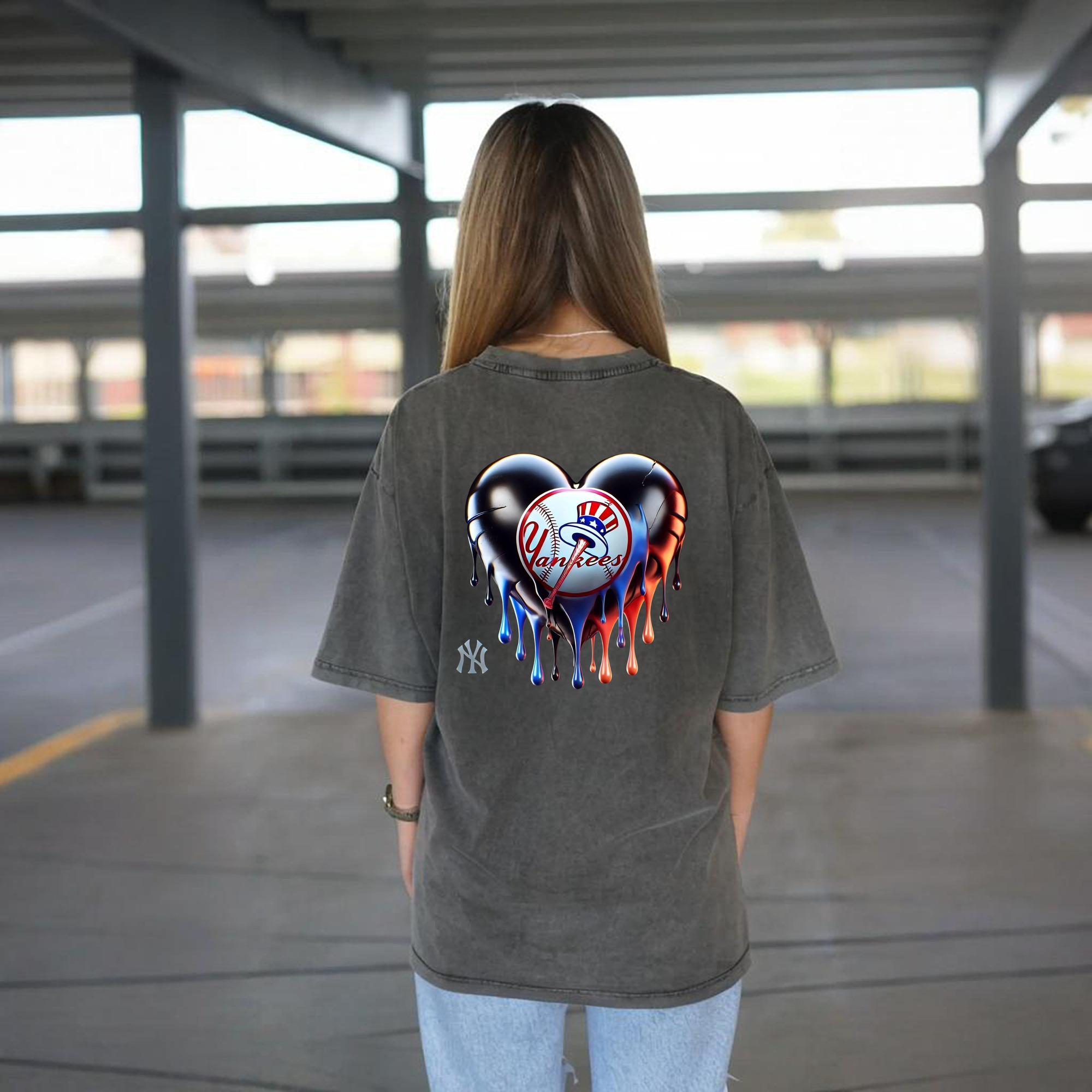 New York Yankees Heart Washed Vintage 230g Cotton Oversized T-Shirt With Back Heat Transfer Print – Soft, Lightweight & Stylish – Comfortable Casual Wear For Sports & Everyday Use