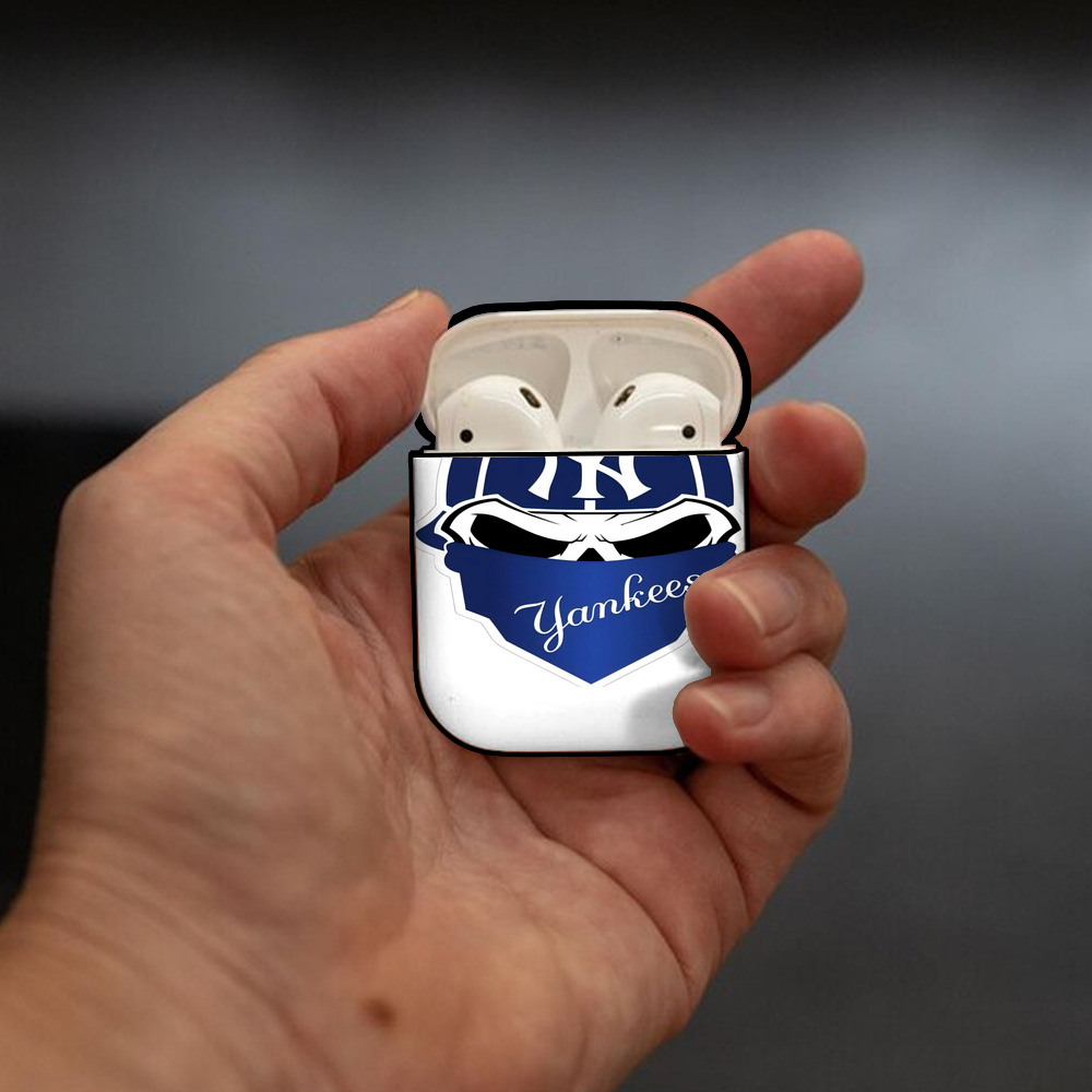 New York Yankees Skull AirPods 2 Case Hard Shell Black, Flexible PC Material, Precise Cutouts, Full Protection, Anti-Fingerprint, Washable, Includes Keychain – Durable & Slim Design