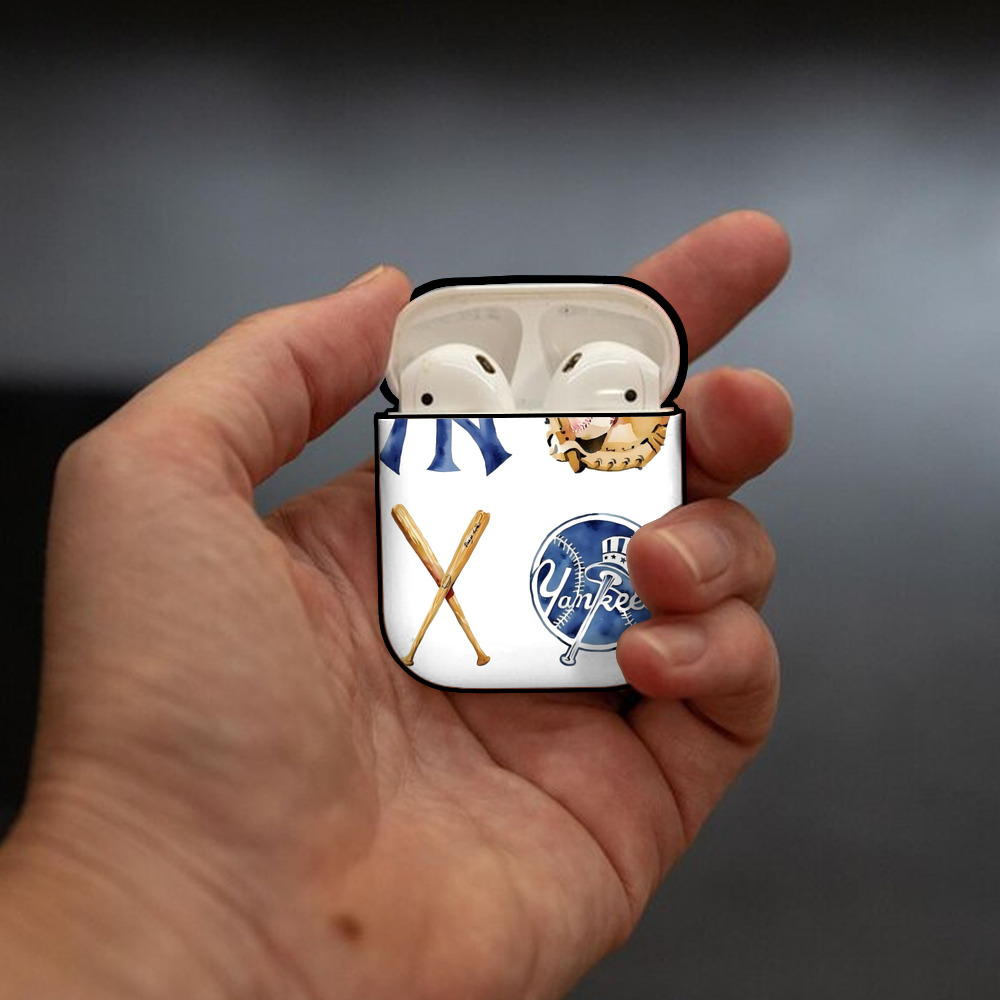 New York Yankees Baseball AirPods 2 Case Hard Shell Black, Flexible PC Material, Precise Cutouts, Full Protection, Anti-Fingerprint, Washable, Includes Keychain – Durable & Slim Design