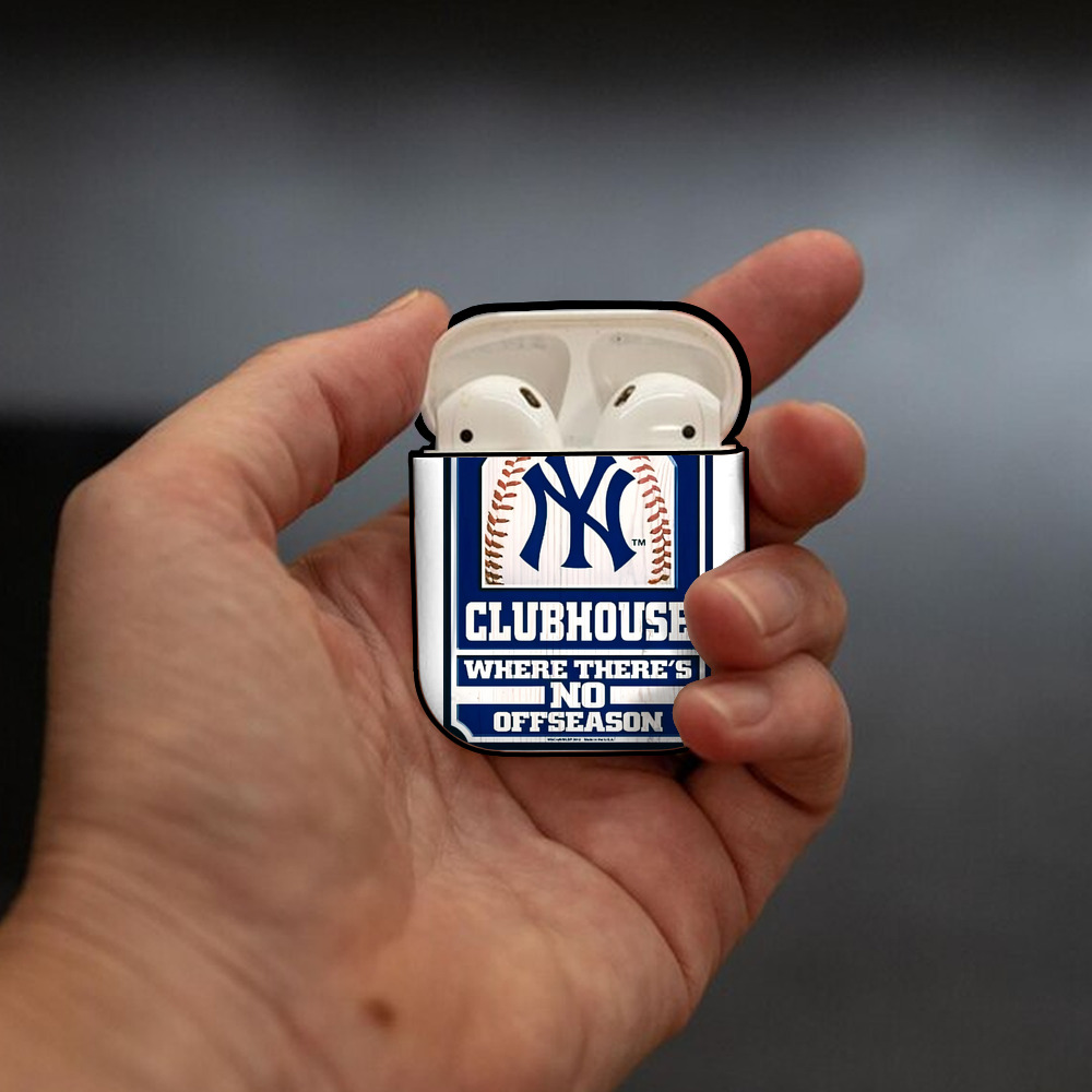 New York Yankees Club House AirPods 2 Case Hard Shell Black, Flexible PC Material, Precise Cutouts, Full Protection, Anti-Fingerprint, Washable, Includes Keychain – Durable & Slim Design