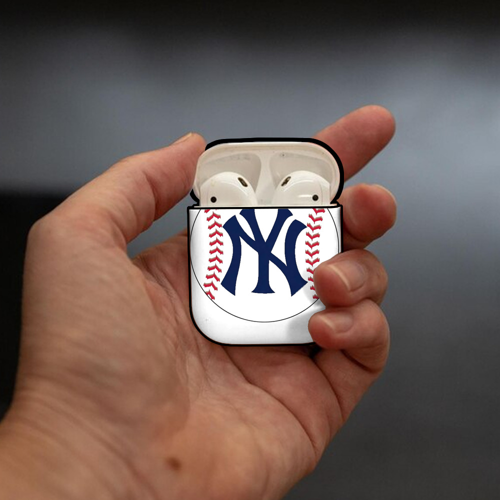 New York Yankees Baseball AirPods 2 Case Hard Shell Black, Flexible PC Material, Precise Cutouts, Full Protection, Anti-Fingerprint, Washable, Includes Keychain – Durable & Slim Design
