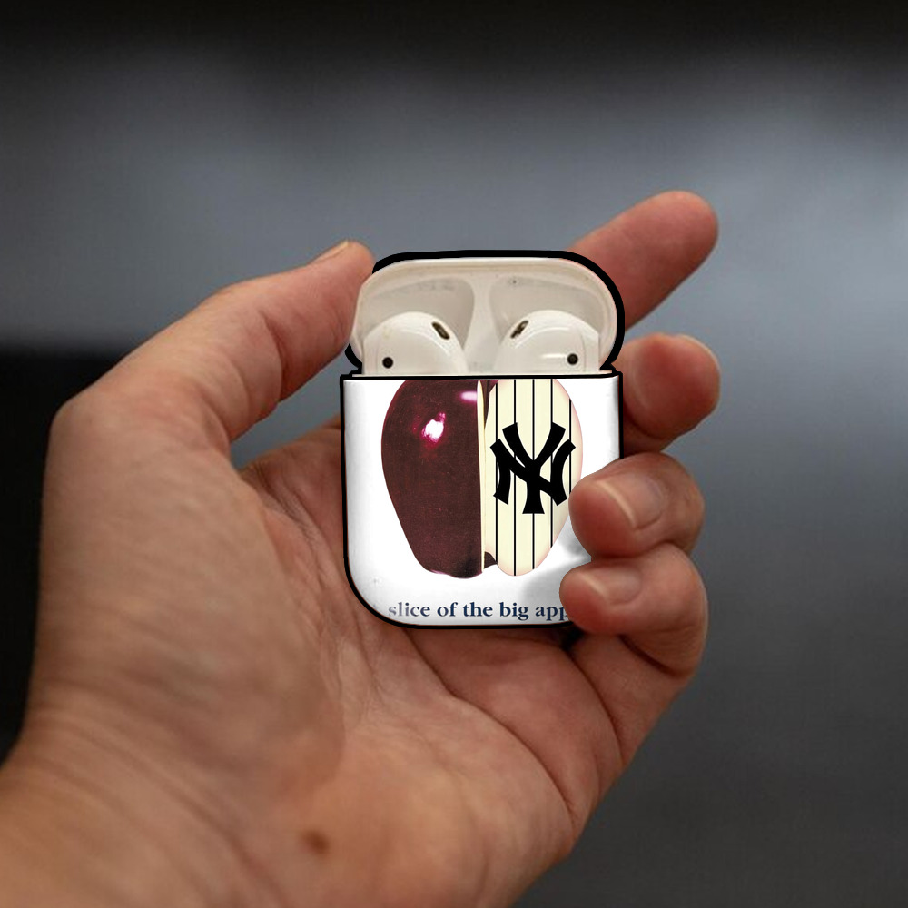 New York Yankees A Slice of The Big Apple AirPods 2 Case Hard Shell Black, Flexible PC Material, Precise Cutouts, Full Protection, Anti-Fingerprint, Washable, Includes Keychain – Durable & Slim Design