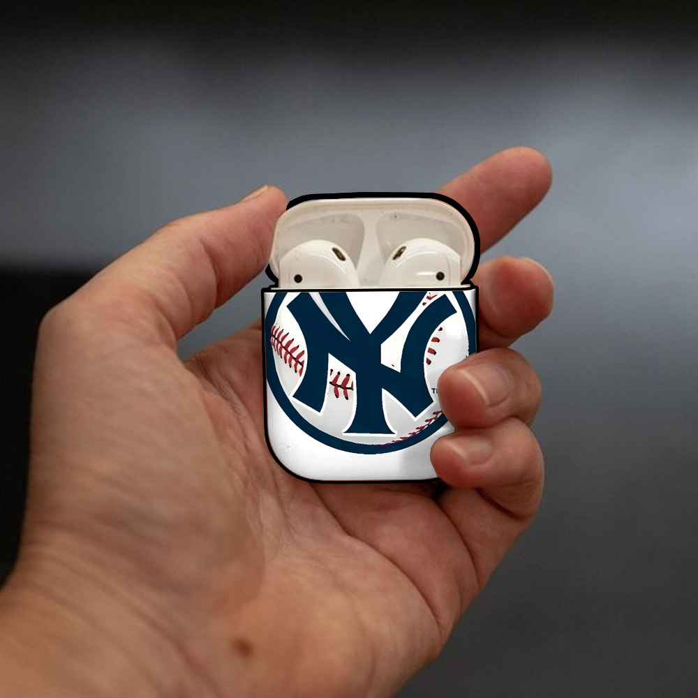 New York Yankees Baseball AirPods 2 Case Hard Shell Black, Flexible PC Material, Precise Cutouts, Full Protection, Anti-Fingerprint, Washable, Includes Keychain – Durable & Slim Design