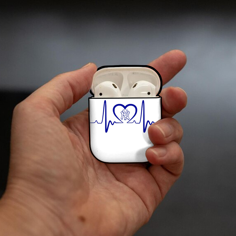 New York Yankees EKG Heart Line AirPods 2 Case Hard Shell Black, Flexible PC Material, Precise Cutouts, Full Protection, Anti-Fingerprint, Washable, Includes Keychain – Durable & Slim Design