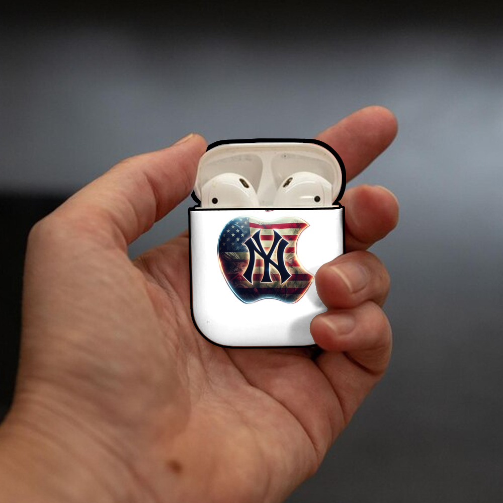 New York Yankees Apple US Flag AirPods 2 Case Hard Shell Black, Flexible PC Material, Precise Cutouts, Full Protection, Anti-Fingerprint, Washable, Includes Keychain – Durable & Slim Design