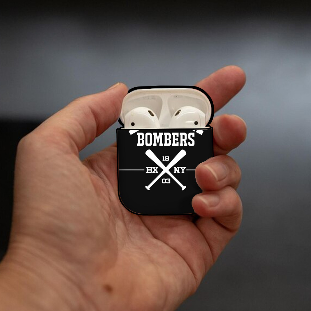 New York Yankees 163 AirPods 2 Case Hard Shell Black, Flexible PC Material, Precise Cutouts, Full Protection, Anti-Fingerprint, Washable, Includes Keychain – Durable & Slim Design