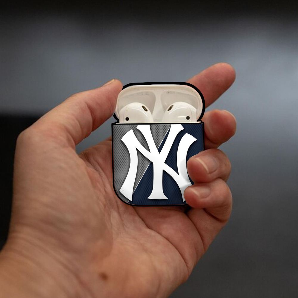 New York Yankees 177 AirPods 2 Case Hard Shell Black, Flexible PC Material, Precise Cutouts, Full Protection, Anti-Fingerprint, Washable, Includes Keychain – Durable & Slim Design