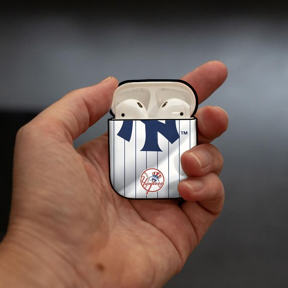 New York Yankees 126 AirPods 2 Case Hard Shell Black, Flexible PC Material, Precise Cutouts, Full Protection, Anti-Fingerprint, Washable, Includes Keychain – Durable & Slim Design