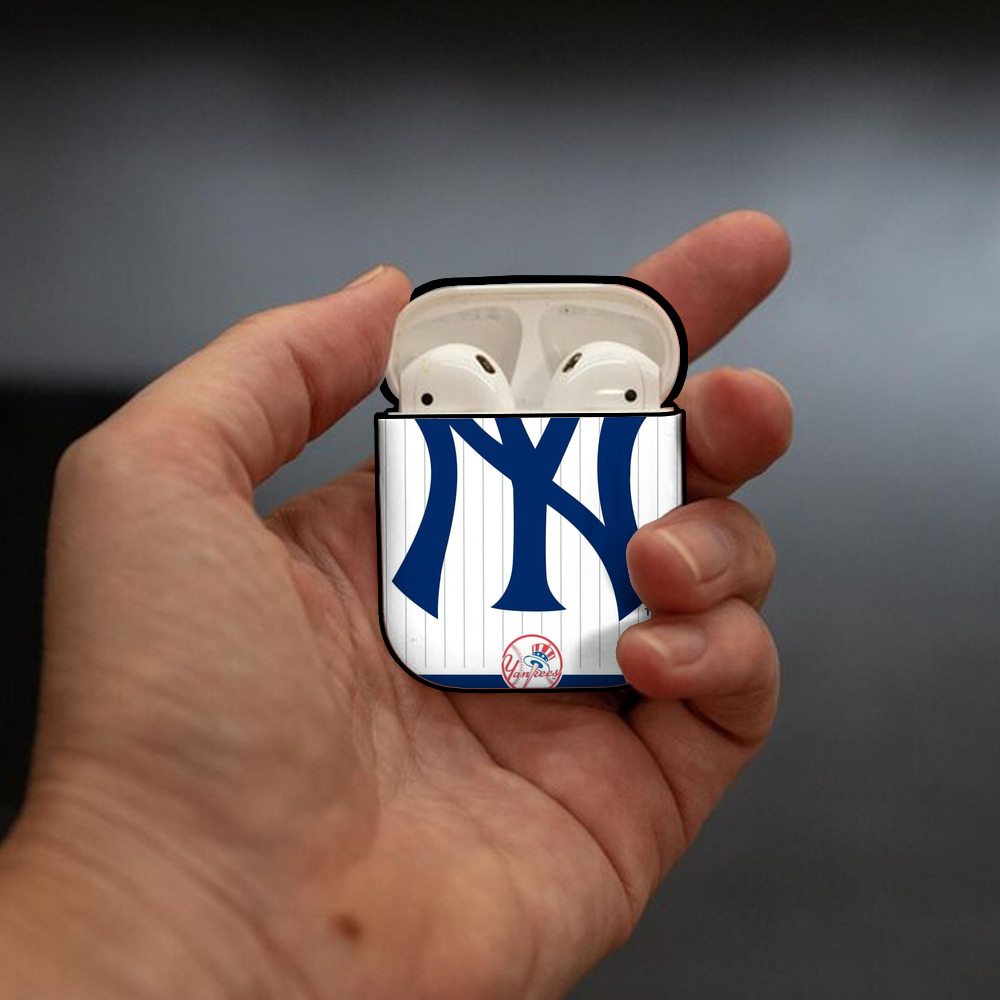 New York Yankees 130 AirPods 2 Case Hard Shell Black, Flexible PC Material, Precise Cutouts, Full Protection, Anti-Fingerprint, Washable, Includes Keychain – Durable & Slim Design