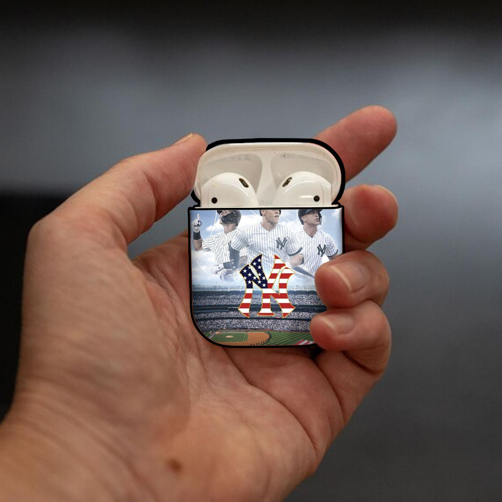 New York Yankees 161 AirPods 2 Case Hard Shell Black, Flexible PC Material, Precise Cutouts, Full Protection, Anti-Fingerprint, Washable, Includes Keychain – Durable & Slim Design