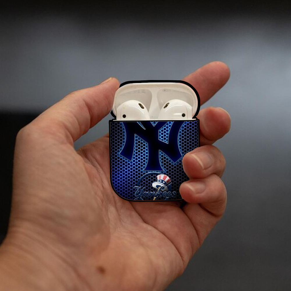 New York Yankees 319 AirPods 2 Case Hard Shell Black, Flexible PC Material, Precise Cutouts, Full Protection, Anti-Fingerprint, Washable, Includes Keychain – Durable & Slim Design