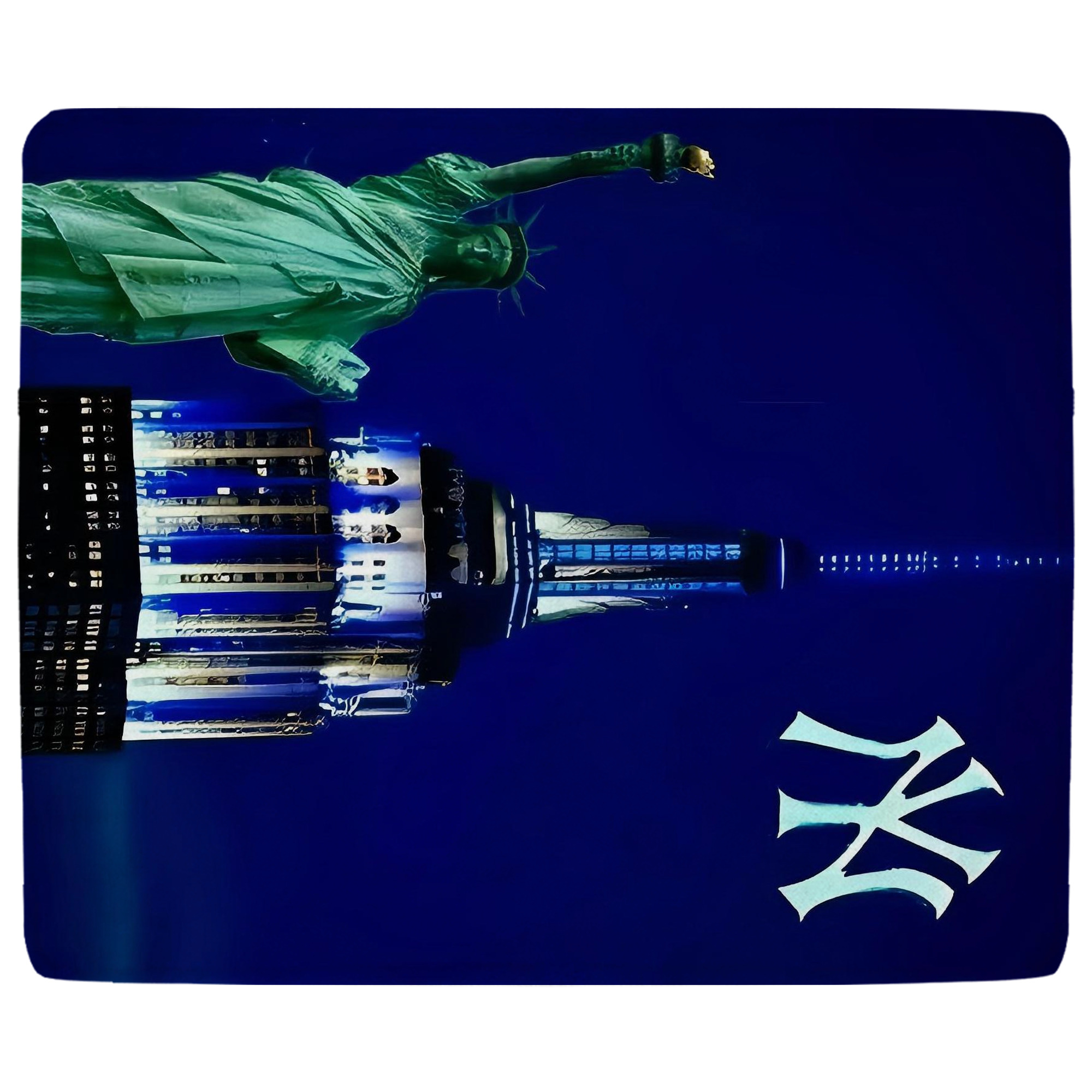 New York Yankees 175 Soft Fleece Throw Blanket 50 X 60 Inch – Super Soft, Lightweight, And Durable – Perfect For Sofa, Bed, Camping, And More – Ideal Gift For Family And Friends