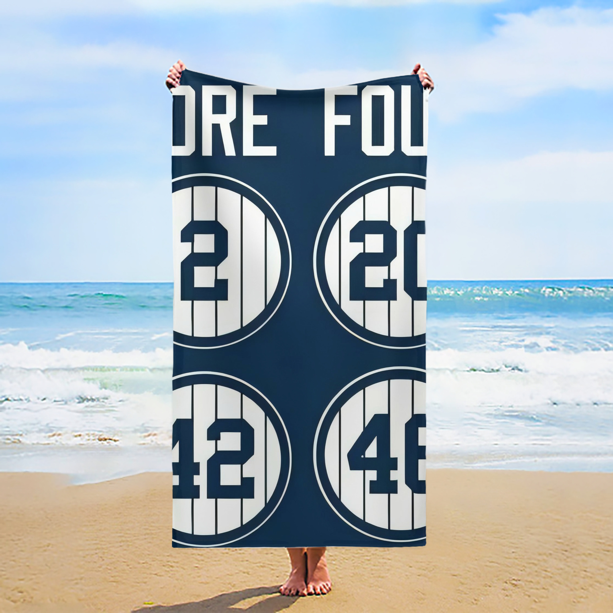 New York Yankees 223 Premium Microfiber Beach Towel – Soft, Large Size, Multi-Purpose For Beach, Picnic & Kids, Lightweight & Portable With Carry Bag, Easy Care