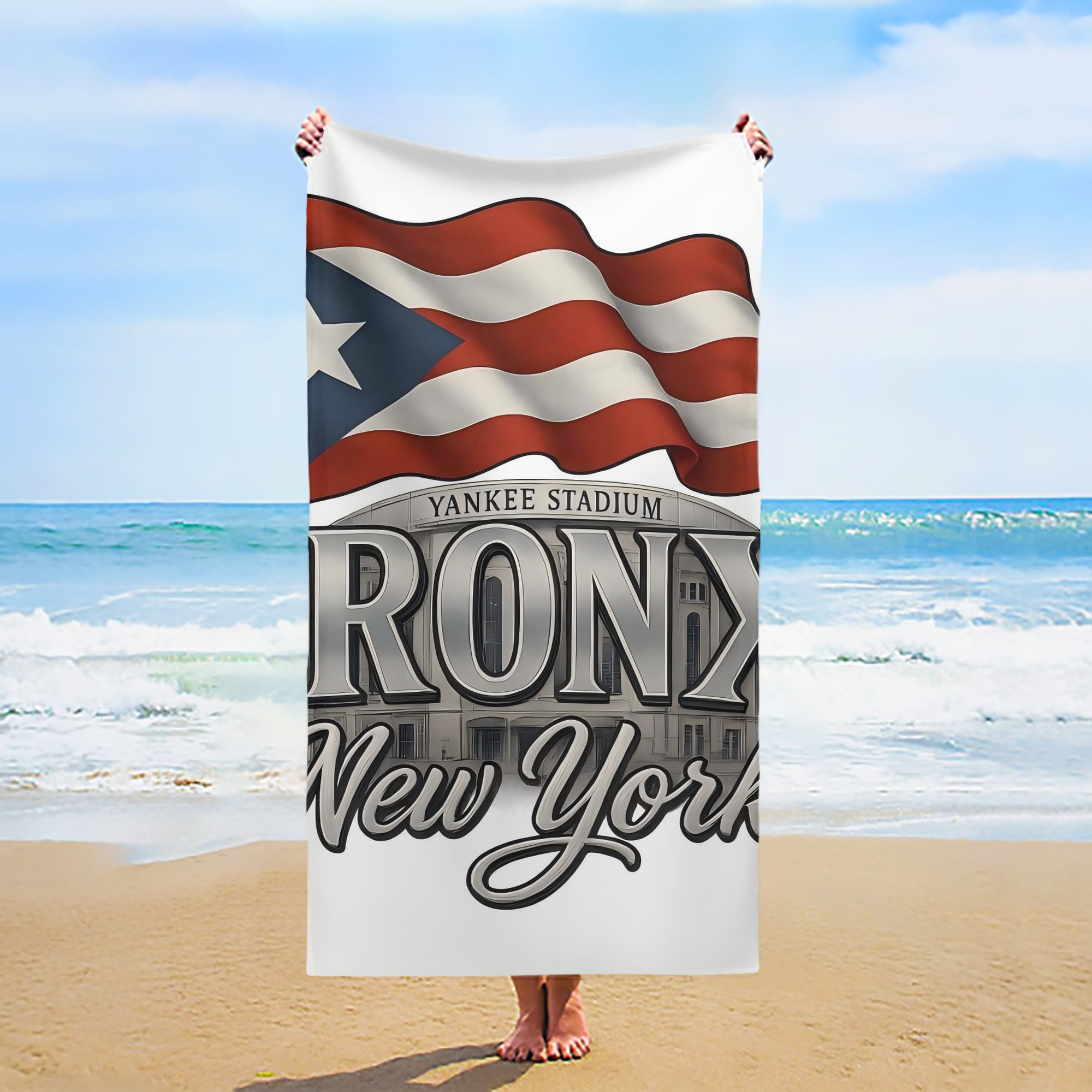 New York Yankees 245 Premium Microfiber Beach Towel – Soft, Large Size, Multi-Purpose For Beach, Picnic & Kids, Lightweight & Portable With Carry Bag, Easy Care