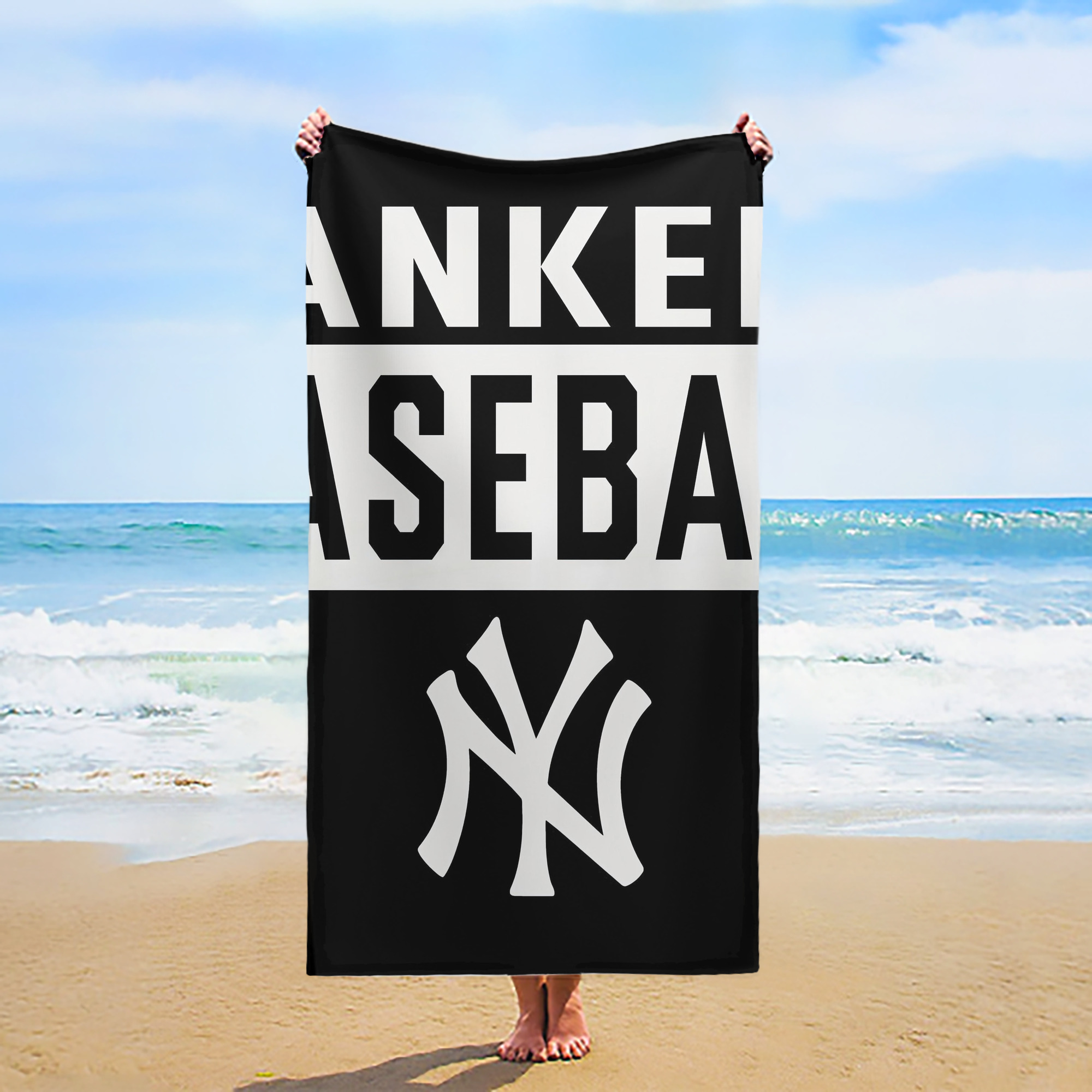 New York Yankees 266 Premium Microfiber Beach Towel – Soft, Large Size, Multi-Purpose For Beach, Picnic & Kids, Lightweight & Portable With Carry Bag, Easy Care