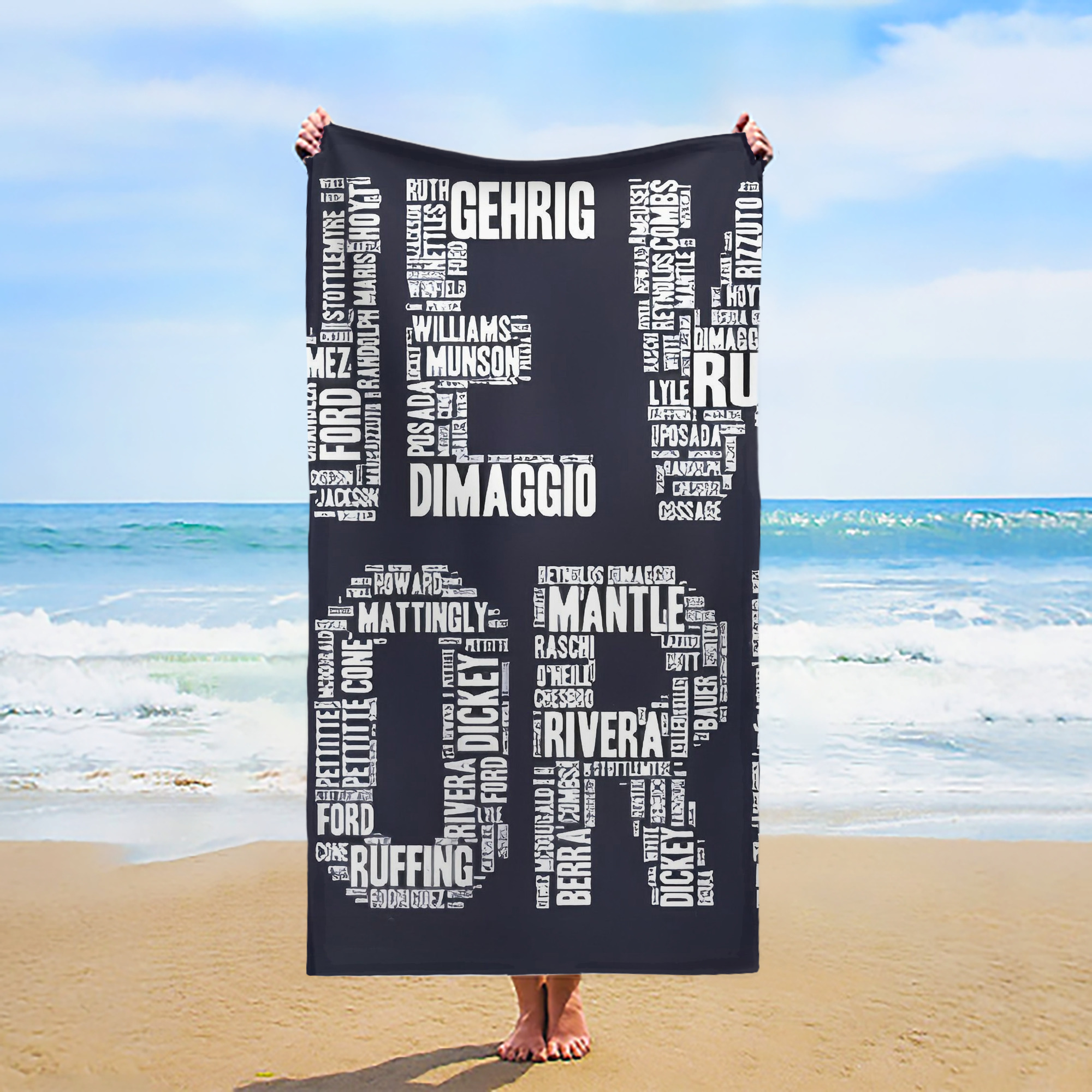 New York Yankees 303 Premium Microfiber Beach Towel – Soft, Large Size, Multi-Purpose For Beach, Picnic & Kids, Lightweight & Portable With Carry Bag, Easy Care