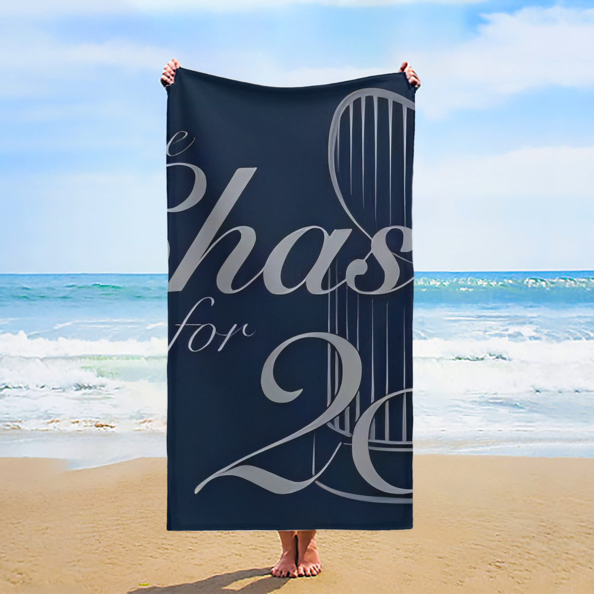 New York Yankees 300 Premium Microfiber Beach Towel – Soft, Large Size, Multi-Purpose For Beach, Picnic & Kids, Lightweight & Portable With Carry Bag, Easy Care