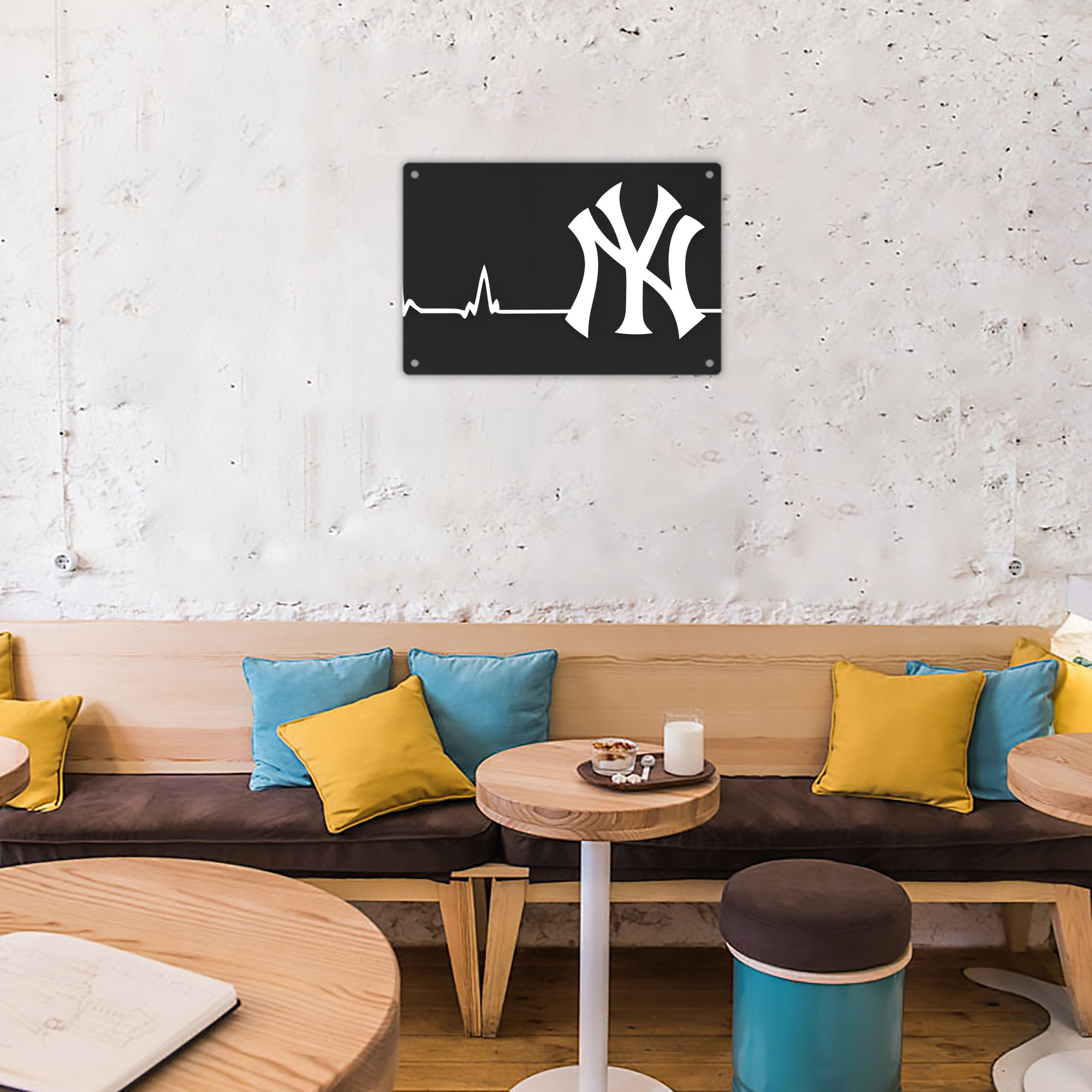 New York Yankees 350 Decorative Aluminum Plaque – Horizontal Design – Durable, Stylish, Easy To Install – Ideal For Home, Office, Bar, And More