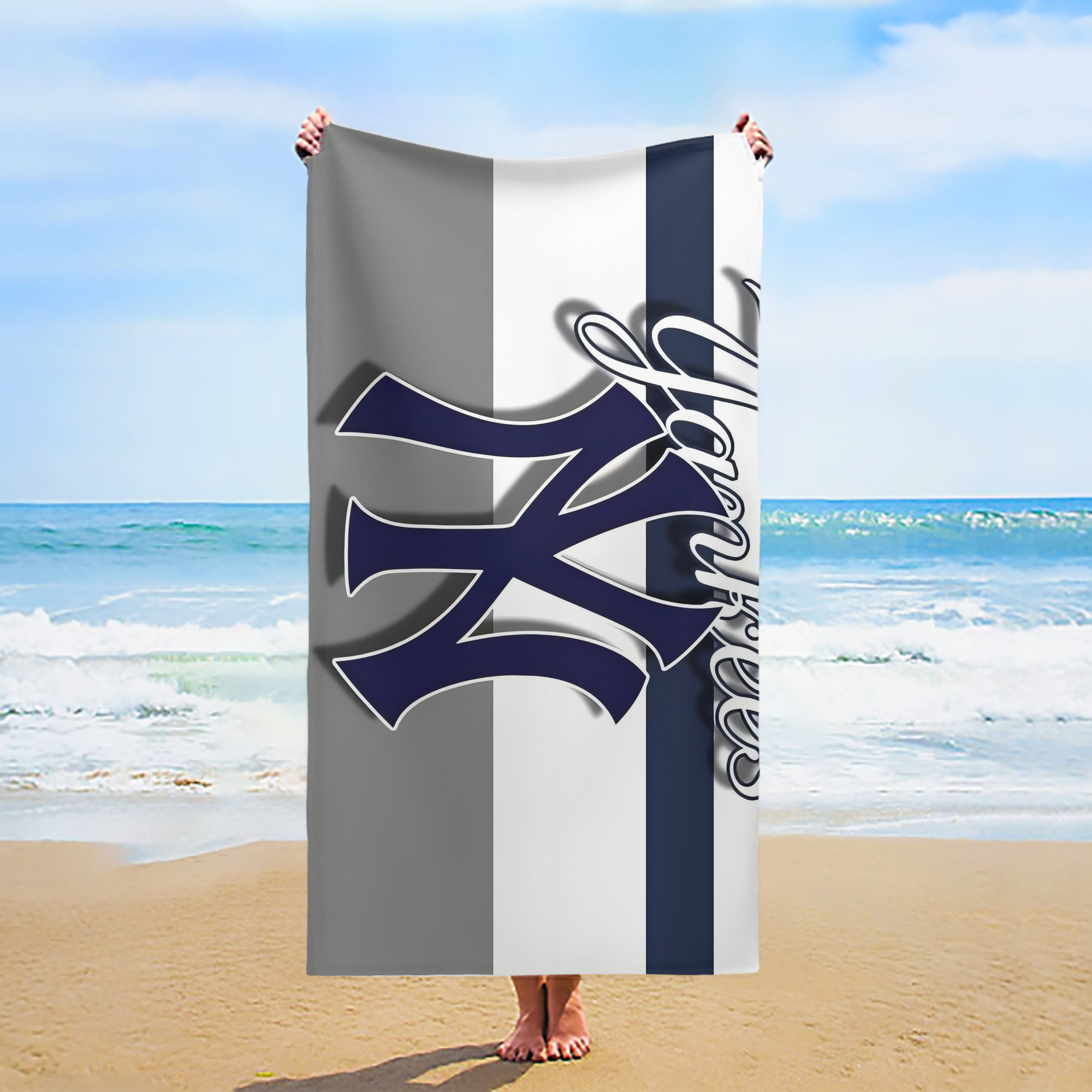 New York Yankees 356 Premium Microfiber Beach Towel – Soft, Large Size, Multi-Purpose For Beach, Picnic & Kids, Lightweight & Portable With Carry Bag, Easy Care