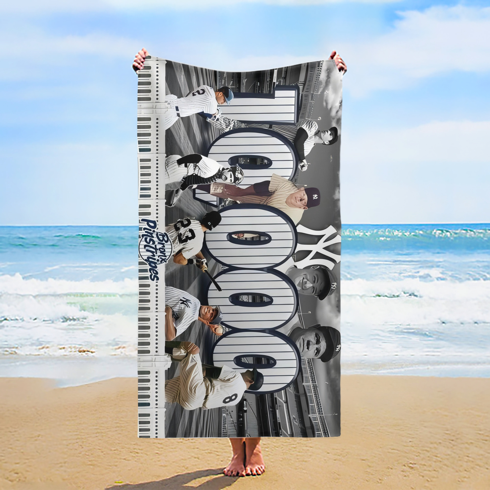 New York Yankees 357 Premium Microfiber Beach Towel – Soft, Large Size, Multi-Purpose For Beach, Picnic & Kids, Lightweight & Portable With Carry Bag, Easy Care