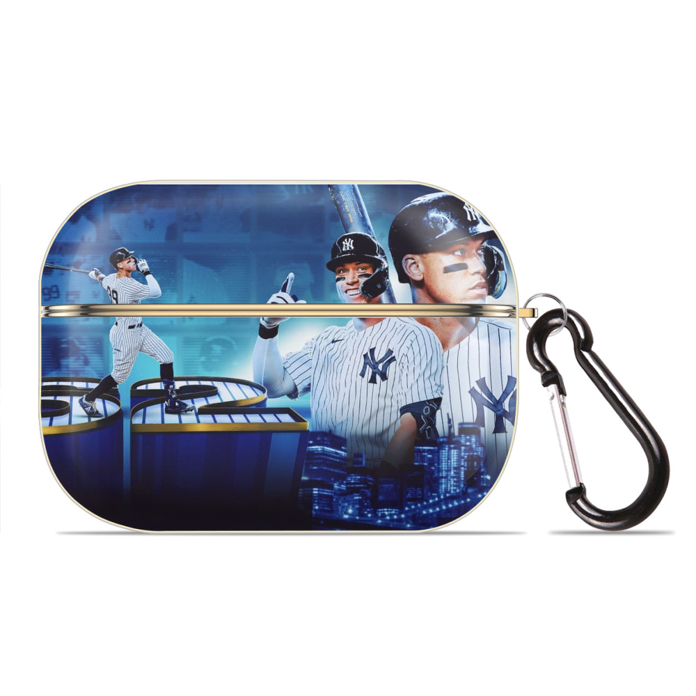 aaron judge 62nd home run Luxury Gold AirPods Pro Case With Keychain, Flexible PC Material, Full Protection, Precise Cutouts, Anti-Fingerprint, Washable, Durable Design