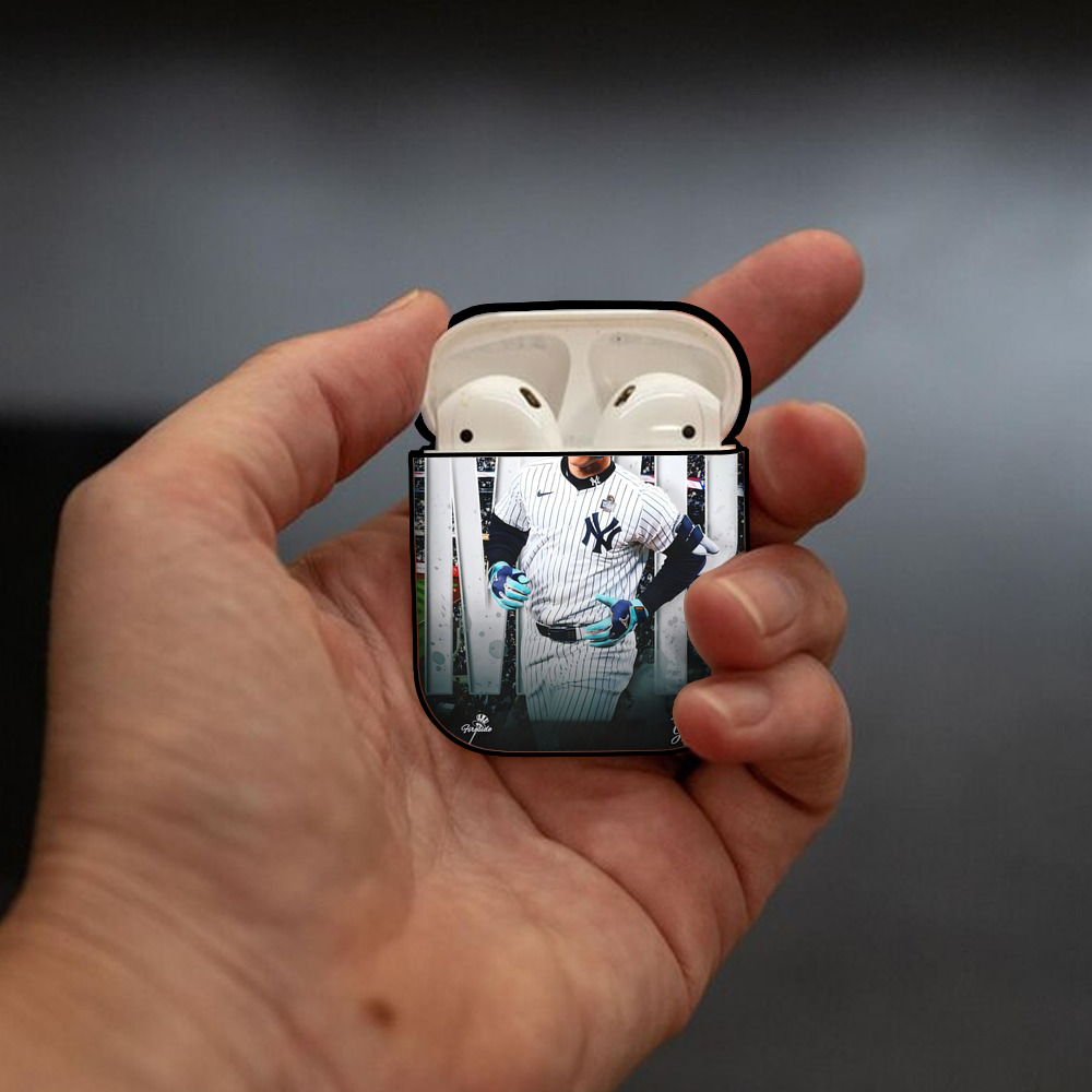 Aaron Judge MVP AirPods 2 Case Hard Shell Black, Flexible PC Material, Precise Cutouts, Full Protection, Anti-Fingerprint, Washable, Includes Keychain – Durable & Slim Design