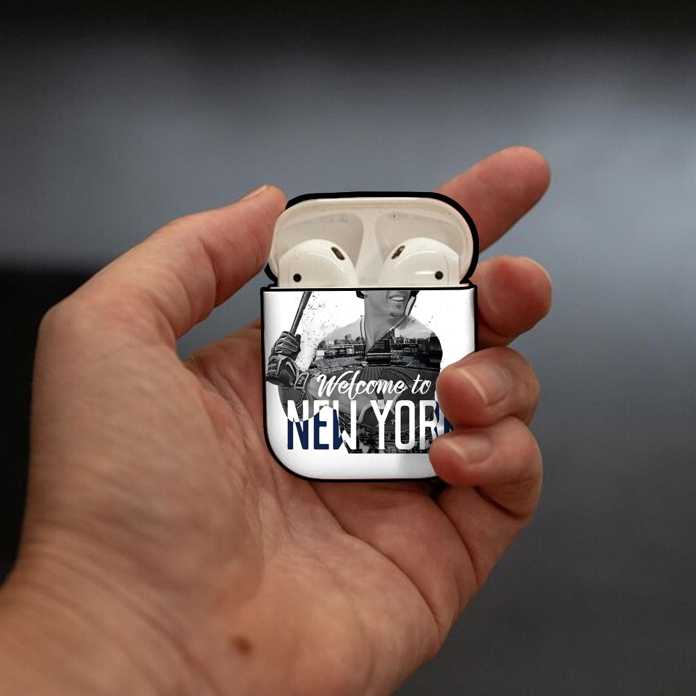 Giancarlo Stanton 4 AirPods 2 Case Hard Shell Black, Flexible PC Material, Precise Cutouts, Full Protection, Anti-Fingerprint, Washable, Includes Keychain – Durable & Slim Design