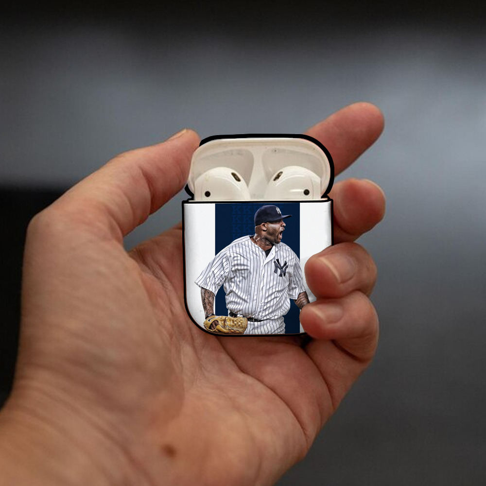 CC Sabatnia 7 AirPods 2 Case Hard Shell Black, Flexible PC Material, Precise Cutouts, Full Protection, Anti-Fingerprint, Washable, Includes Keychain – Durable & Slim Design