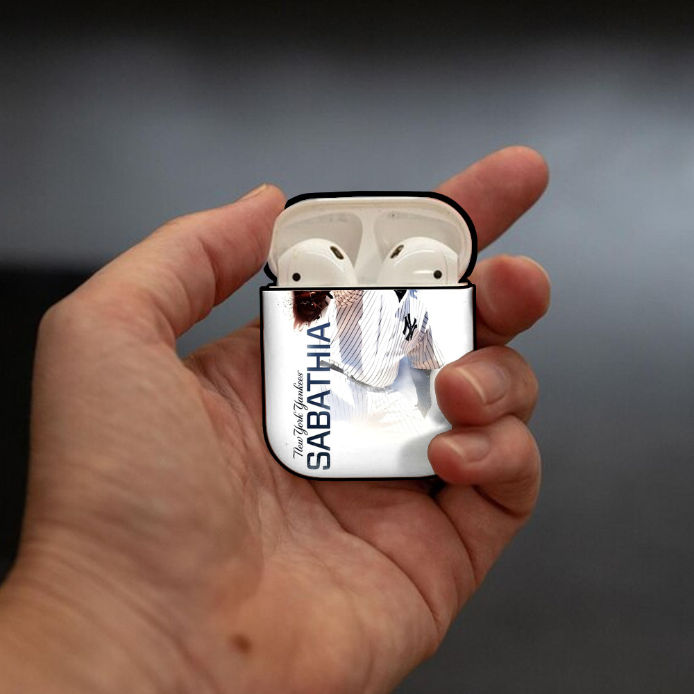 CC Sabatnia 25 AirPods 2 Case Hard Shell Black, Flexible PC Material, Precise Cutouts, Full Protection, Anti-Fingerprint, Washable, Includes Keychain – Durable & Slim Design